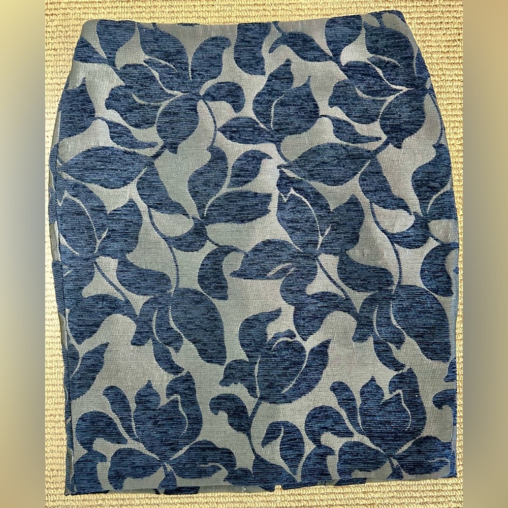 Ann Taylor Factory Blue Floral Jacquard Pencil Skirt